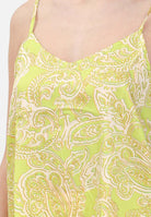 ONLY Top in raso verde da donna con motivo paisley 15339994 AppleGreen ONLY 