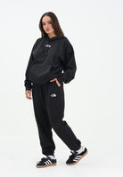 THE NORTH FACE Pantalone sportivo Essential Relaxed Straight nero da donna NF0A8C1GJK31 . THE NORTH FACE 