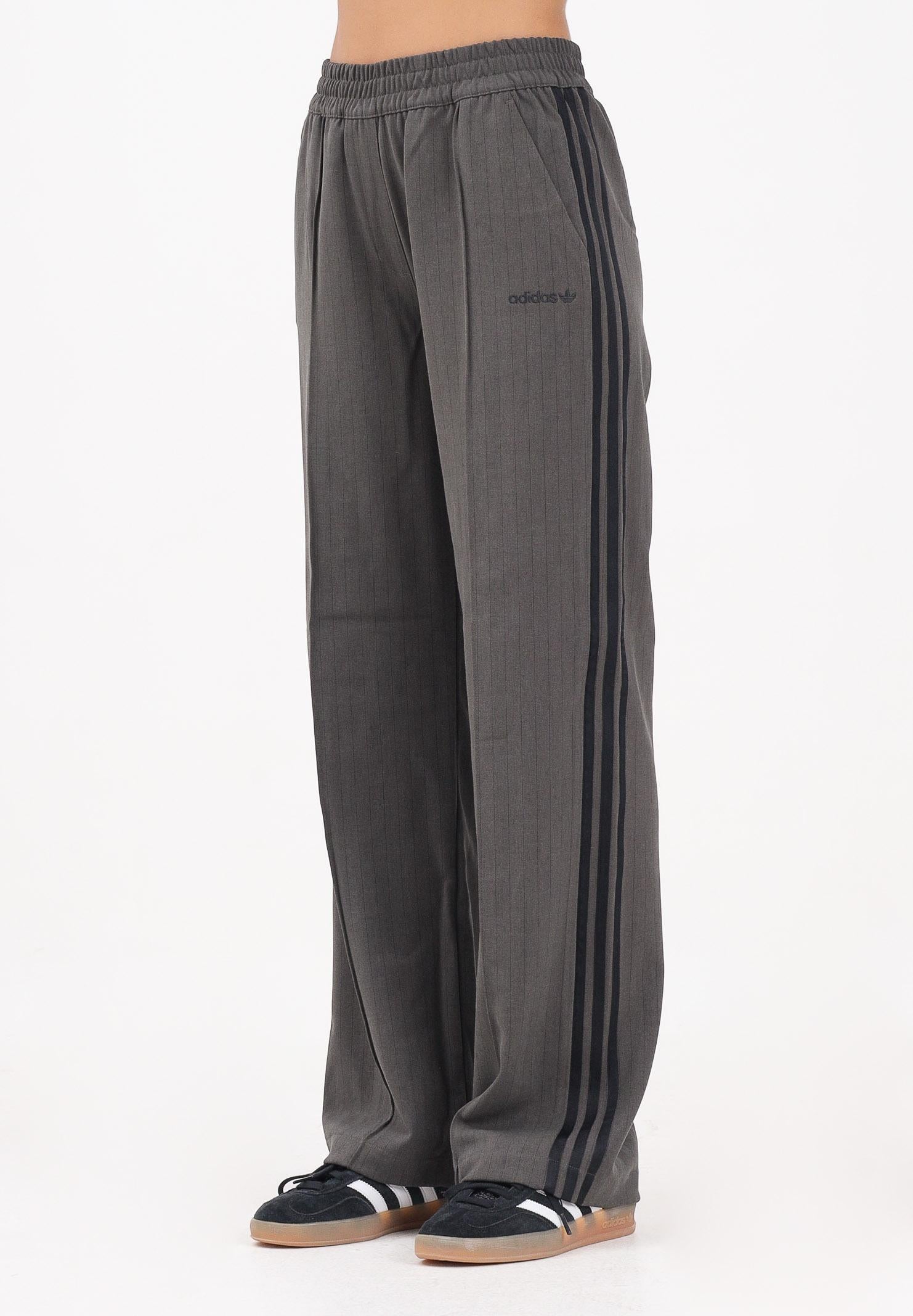 ADIDAS ORIGINALS Pantalone sportivo verde militare da donna JY3521  ADIDAS ORIGINALS 