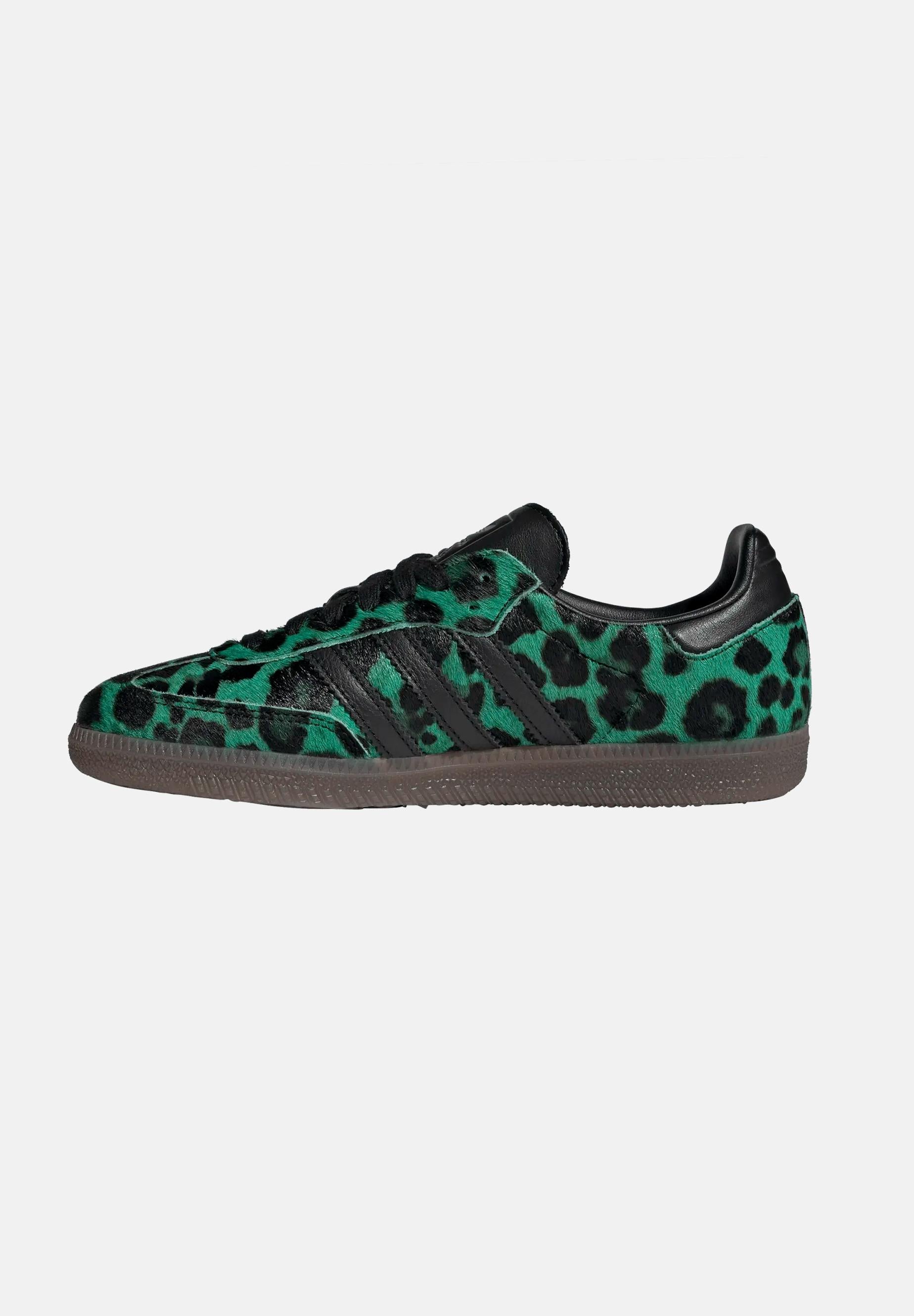 ADIDAS ORIGINALS Sneakers SAMBA verdi per uomo e donna con stampa leopardata HQ9374 . ADIDAS ORIGINALS 