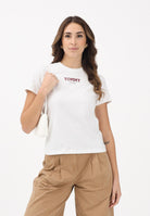 TOMMY JEANS T-shirt a manica corta bianca da donna con logo DW0DW21842 YBL TOMMY JEANS 
