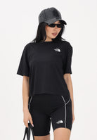 THE NORTH FACE T-shirt a manica corta Evolution Simple Dome Cropped Relaxed nera da donna NF0A8FDHJK31 . THE NORTH FACE 