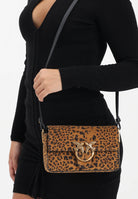 PINKO Borsa a tracolla Slouchy cammello da donna in Suede Leopardato 106244A32A M35Q PINKO 