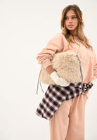 PINKO Maxi Clutch in eco pelliccia beige da donna 105909A2VZ C50Q PINKO 