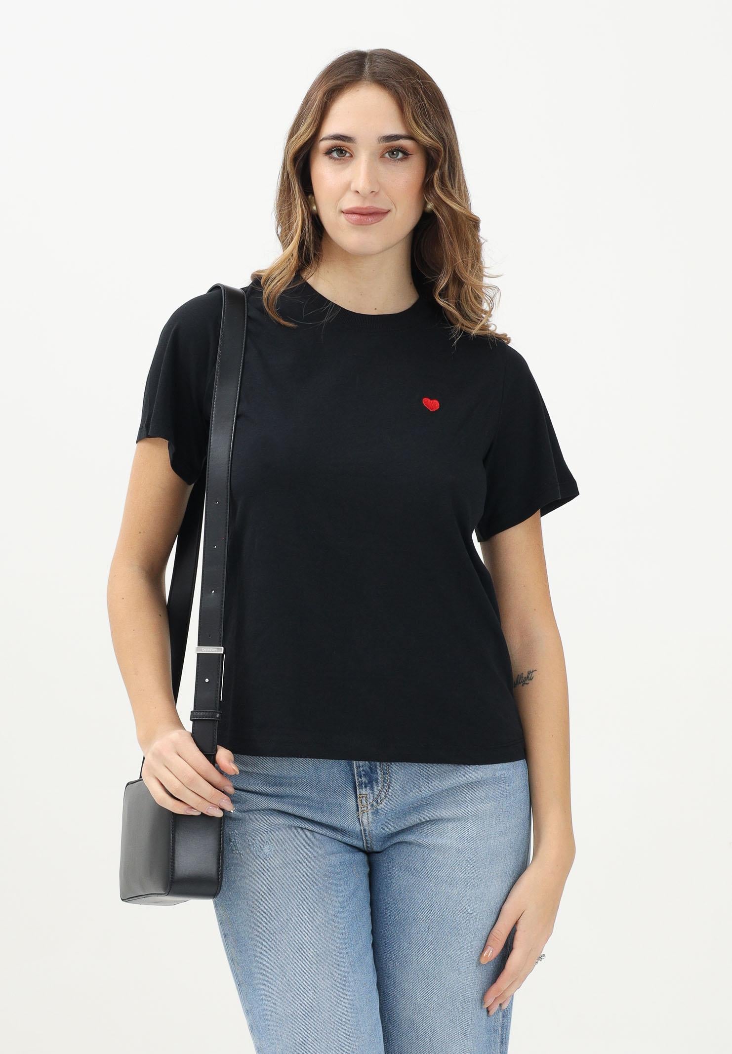 JDY T-shirt a manica corta nera da donna con ricamo cuore 15298612 Black JDY 