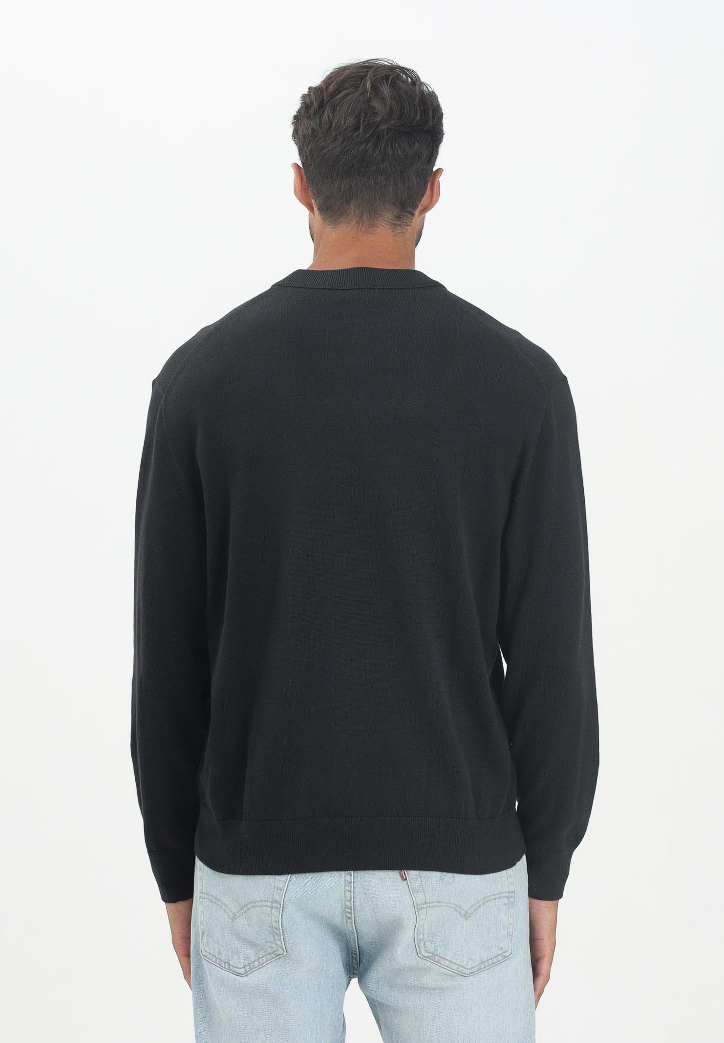 CALVIN KLEIN JEANS Maglioncino girocollo nero da uomo con ricamo CK LV04RC309GUB1 . CALVIN KLEIN JEANS 