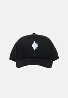 MARCELO BURLON COUNTY OF MILAN Cappello con visiera nero per uomo e donna con croce COMAS2604800888 . MARCELO BURLON COUNTY OF MILAN 