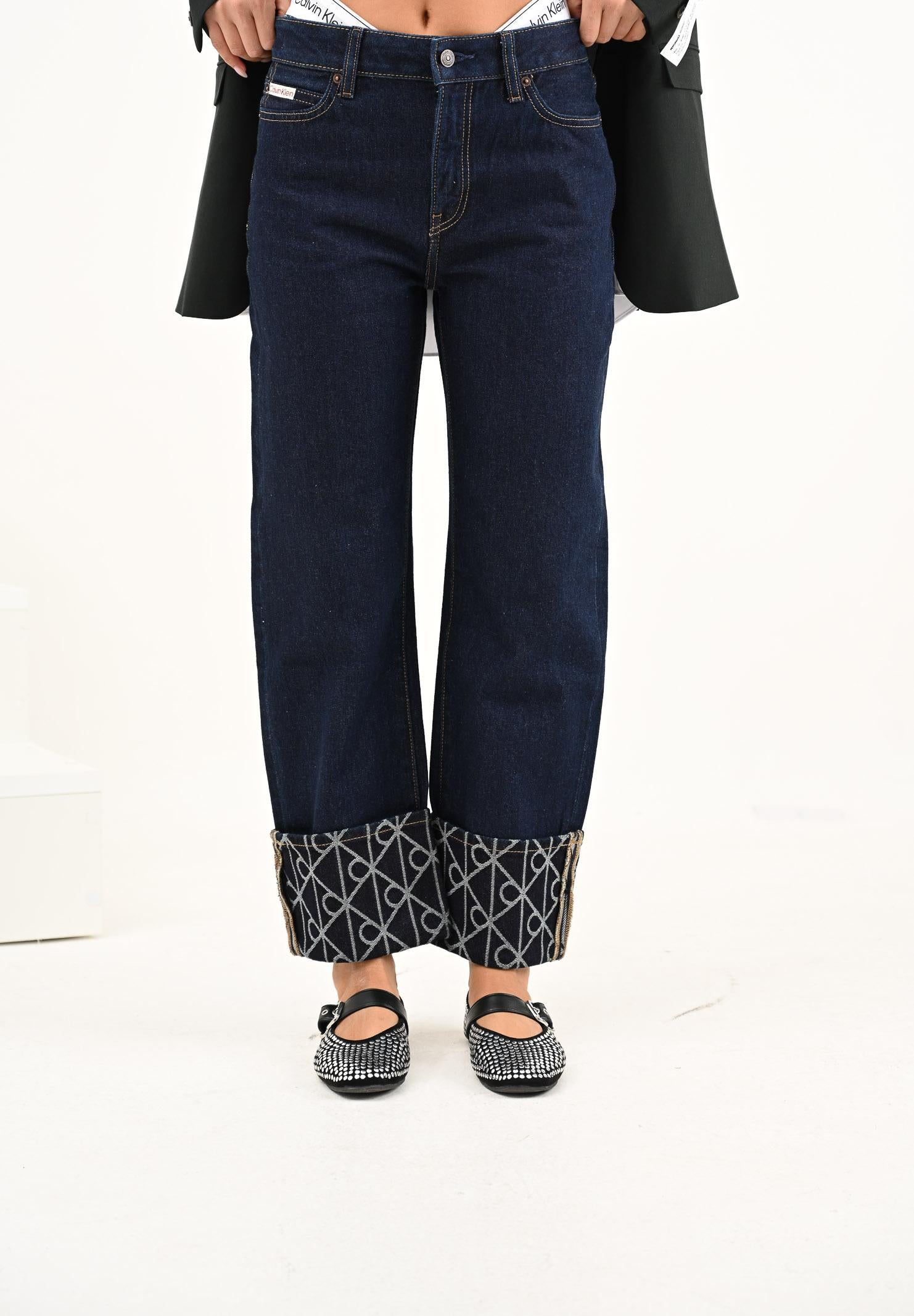 CALVIN KLEIN JEANS Jeans in denim blu da donna con risvolto logato LV047D711GZ1H  CALVIN KLEIN JEANS 