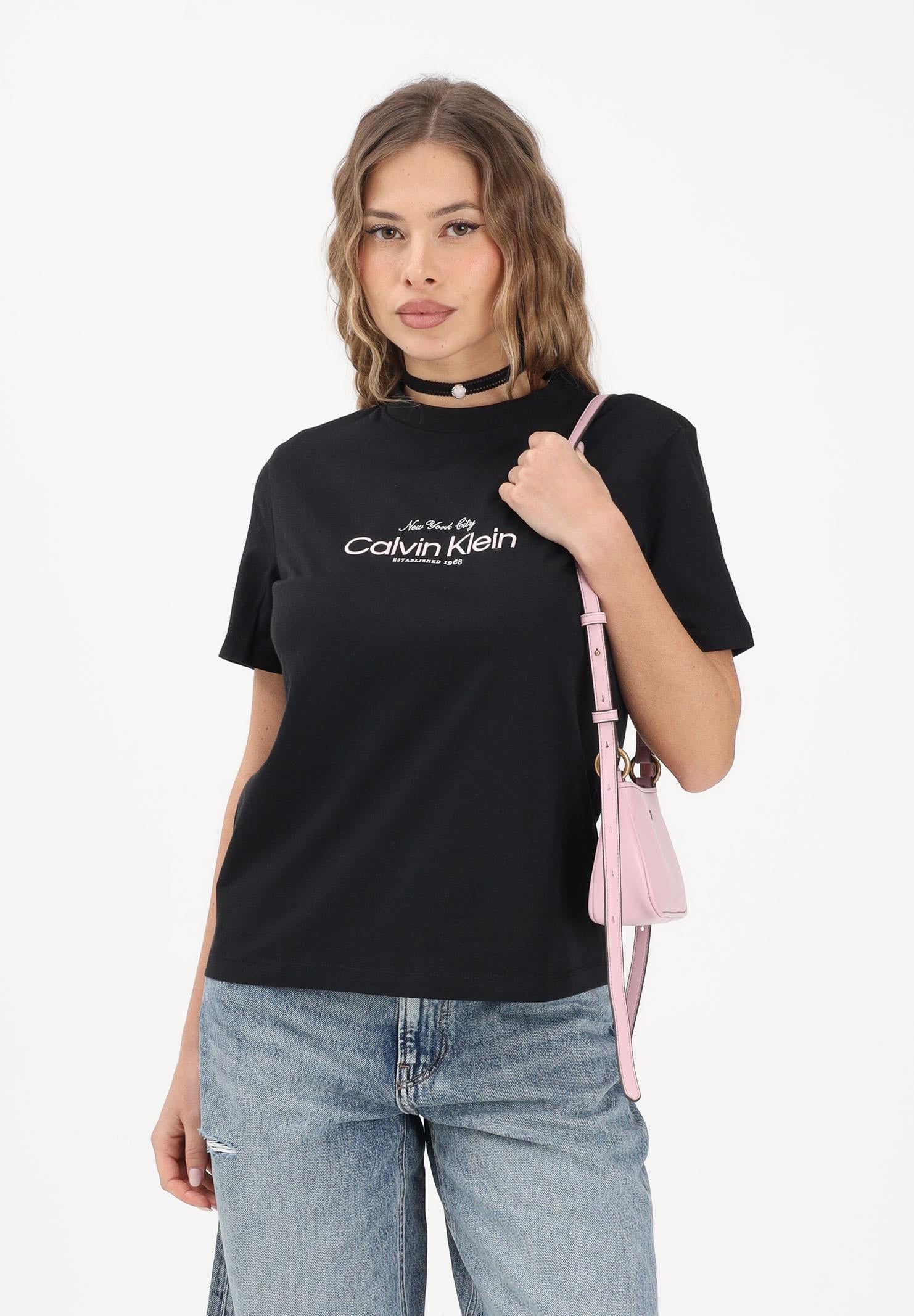 CALVIN KLEIN JEANS T-shirt a manica corta nera da donna con ricamo logo LV047F810G UB1 CALVIN KLEIN JEANS 