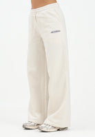 NEW BALANCE Pantalone sportivo panna da donna con logo WP53903LIN . NEW BALANCE 
