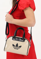ADIDAS ORIGINALS Borsa a mano Adicolor Mini Bowling beige e nera da donna KD7841 . ADIDAS ORIGINALS 