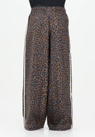 ADIDAS ORIGINALS Pantalone sportivo Leopard Firebird Oversized beige da donna JW7302  ADIDAS ORIGINALS 