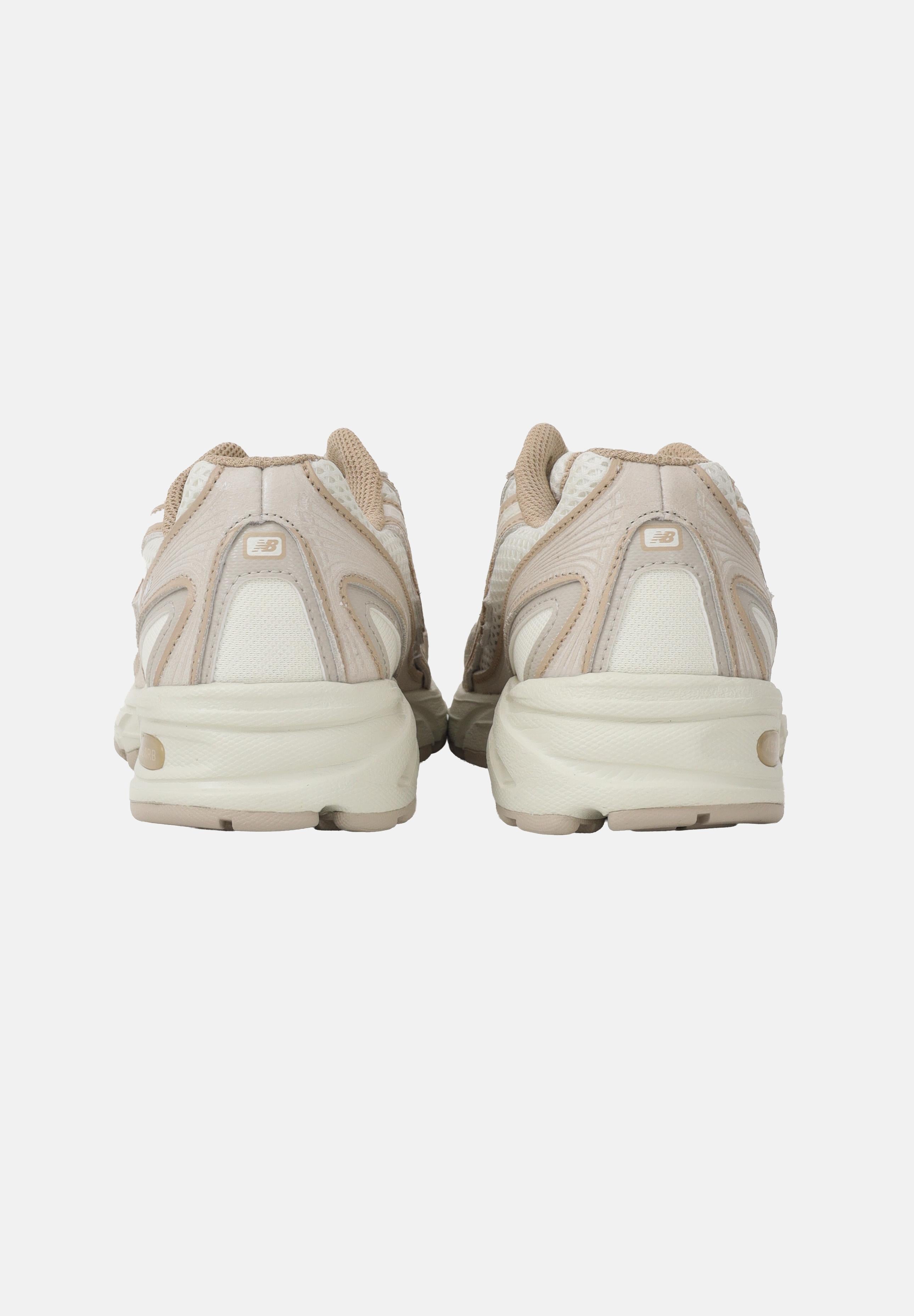 NEW BALANCE Sneakers 740 panna e beige da uomo U740IN2 . NEW BALANCE 
