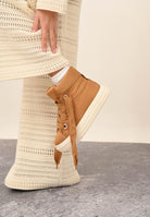 CONVERSE Scarpe da neve Chuck Taylor All Star Elements cammello da donna A17641C . CONVERSE 