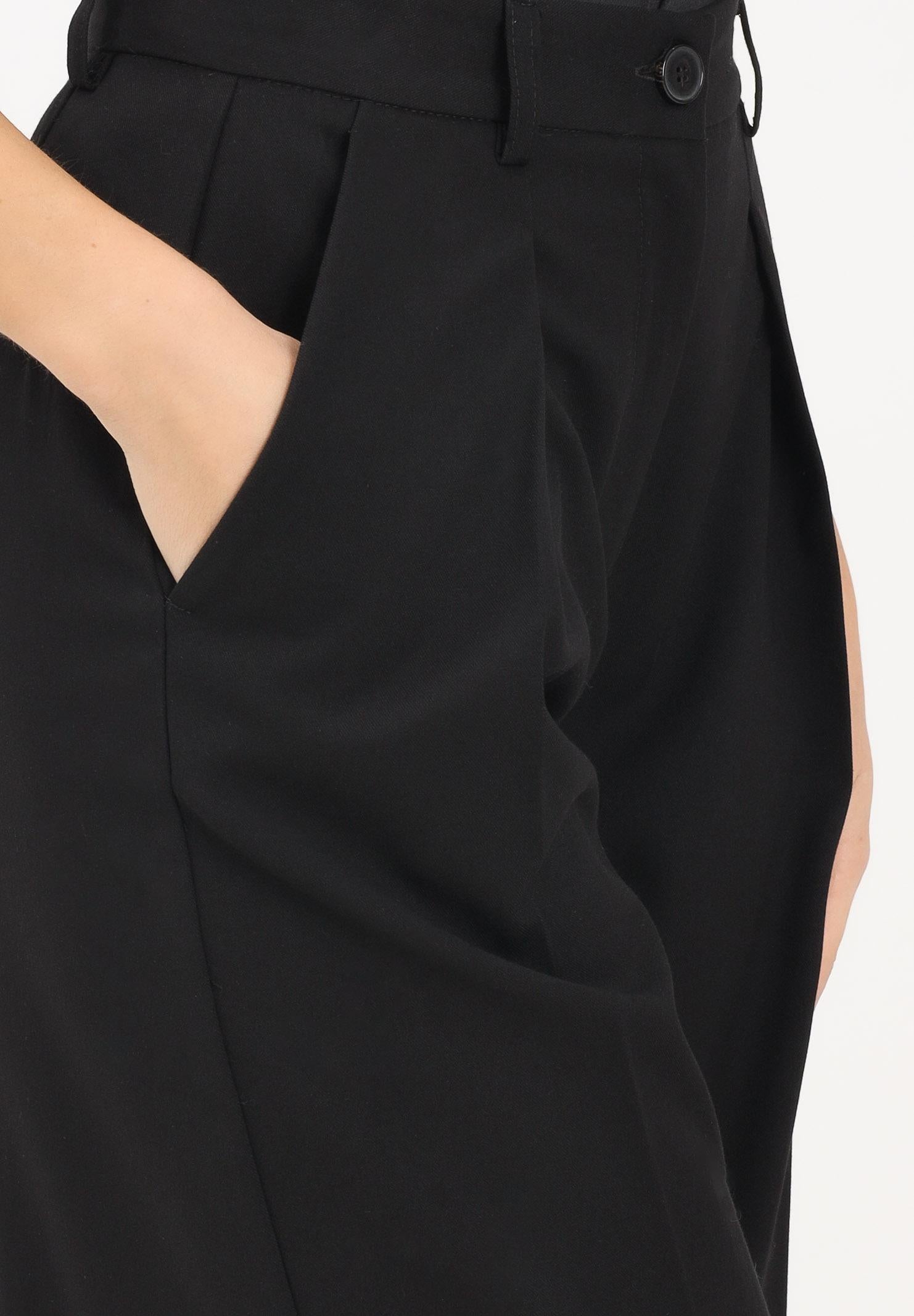 VICOLO Bermuda nero da donna TF1136 NE VICOLO 