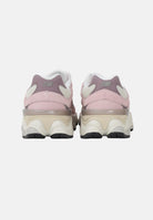 NEW BALANCE Sneakers 9060 rosa da donna GC9060BE . NEW BALANCE 