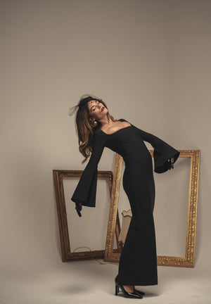 SANTAS Abito lungo LUMIÈRE nero da donna con manica svasata PV2601 NE SANTAS 