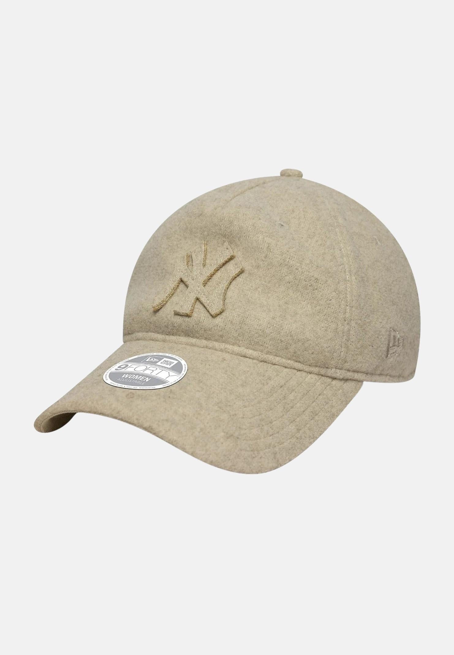 NEW ERA Cappello con visiera 9TWENTY A-Frame New York Yankees MLB Melton Luxe beige per uomo e donna 60691092  NEW ERA 