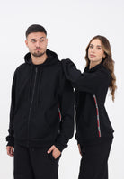 GCDS Felpa con zip nera per uomo e donna caratterizzata da nastri logati B2EM1900JD1 99 GCDS 