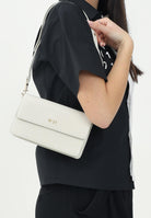 N21 Pochette champagne da donna effetto lucido dalla forma rettangolare N2104RN0246 0N718 N21 