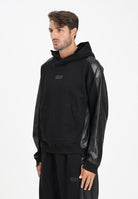 VERSACE JEANS COUTURE Felpa con cappuccio nera da uomo realizzata in doppio tessuto 79GAI311F0010 899 VERSACE JEANS COUTURE 