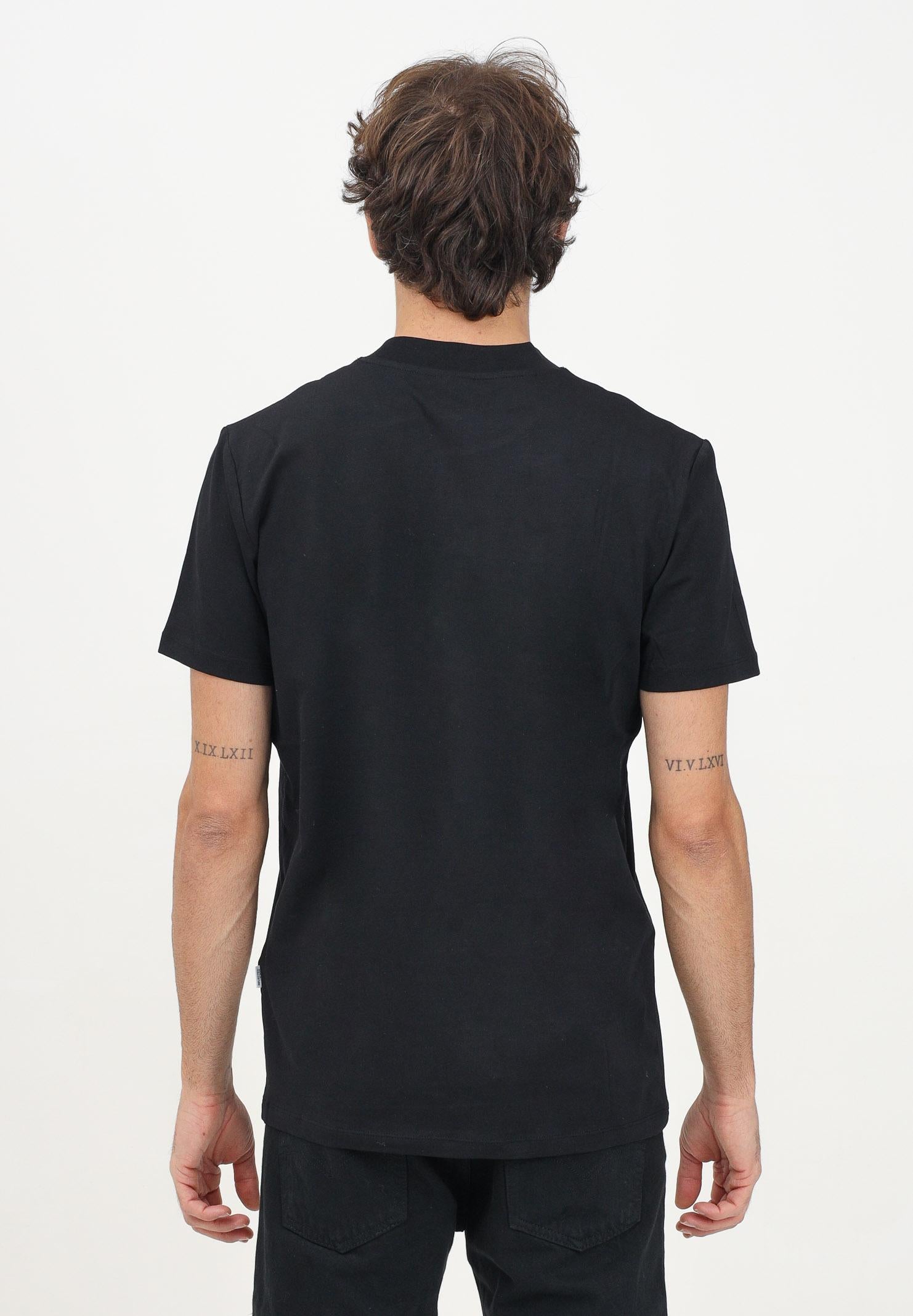 T-shirt a manica corta nera da uomo 16091902 Black SELECTED HOMME 