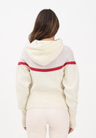 GCDS Maglia con cappuccio panna da donna caratterizzata da maxi logo GCDS B2CW1918KI9 15 GCDS 