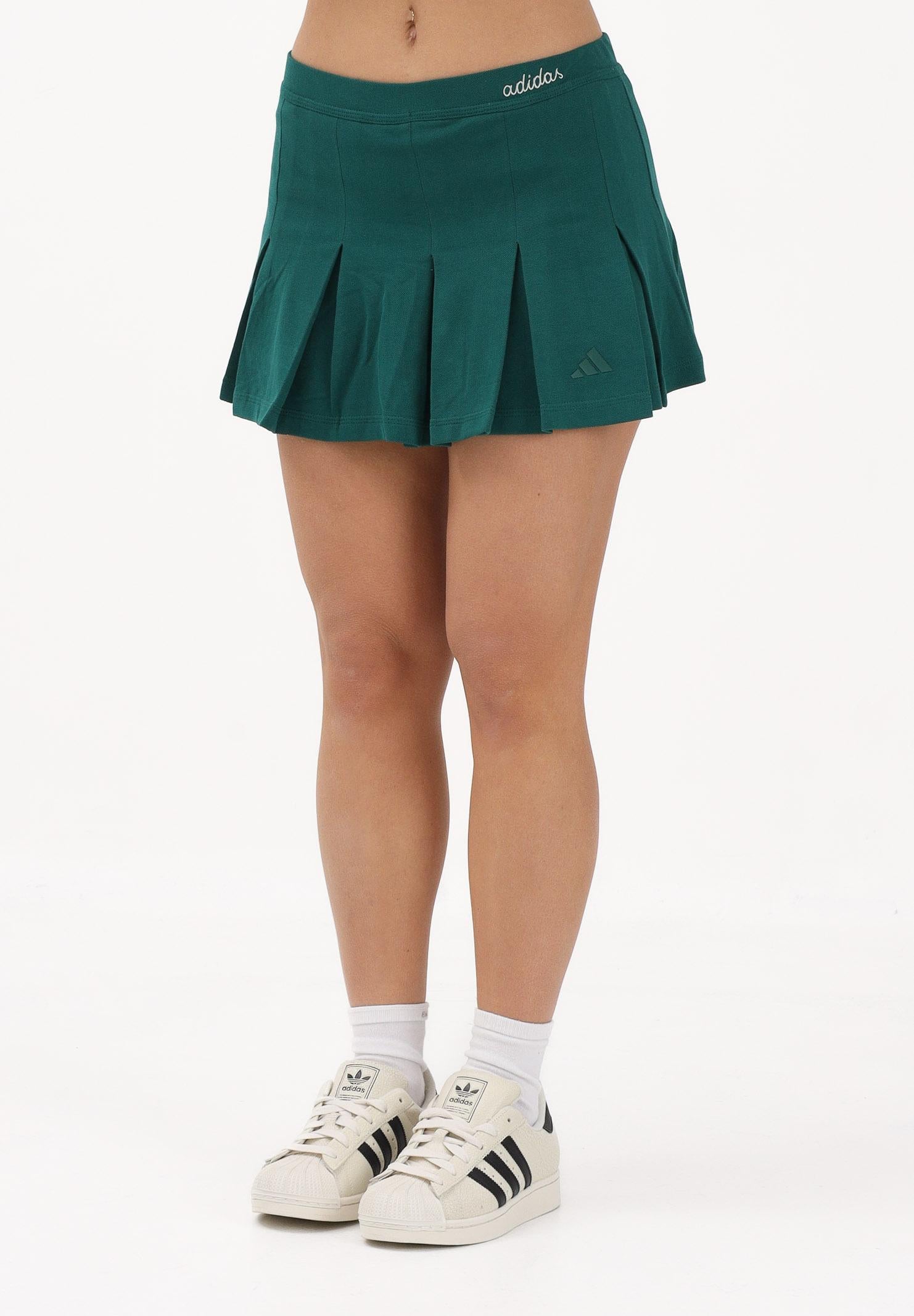 ADIDAS PERFORMANCE Gonna Seasonal Essentials Colorpop verde da donna con leggings interni KC3939 . ADIDAS PERFORMANCE 