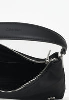 CALVIN KLEIN Borsa a spalla nera da donna con logo LV04K3219G UB1 CALVIN KLEIN 