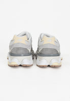 NEW BALANCE Sneakers 9060 grigie da uomo U9060AUB . NEW BALANCE 