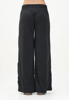 PUMA Pantalone sportivo Wardrobe Ess Relaxed Low-Rise Popper Op nero da donna 629804 01 PUMA 