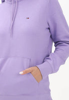 TOMMY JEANS Felpa con cappuccio lilla da donna rifinita da logo DW0DW19958W0E  TOMMY JEANS 