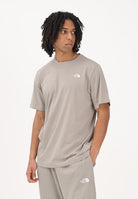 THE NORTH FACE T-shirt a manica corta Evolution Simple Dome Regular fango da uomo NF0A8CZ22MB1 . THE NORTH FACE 