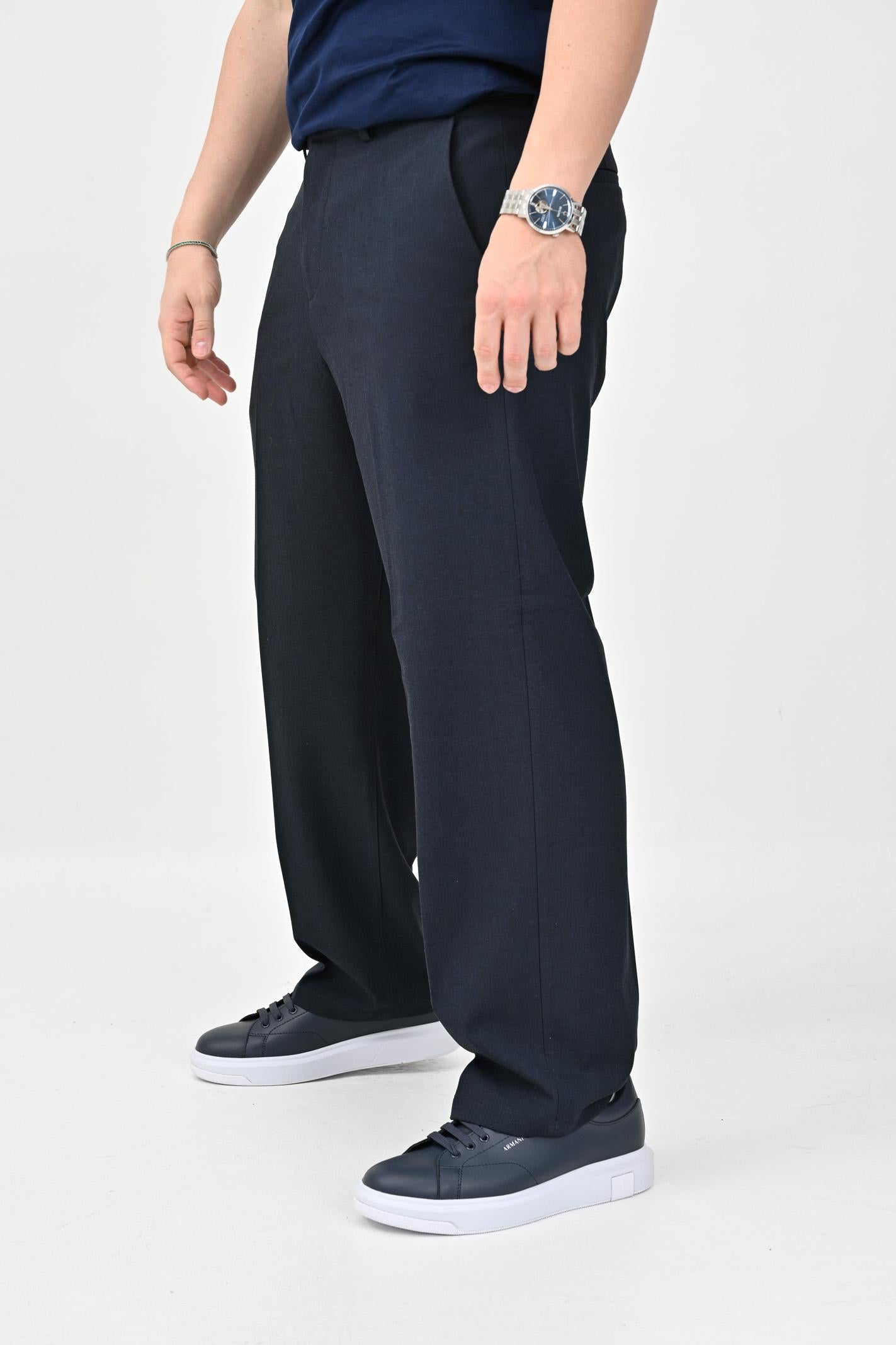 ARMANI EXCHANGE Sneakers Blu: Stile Inconfondibile per Uomo e Donna