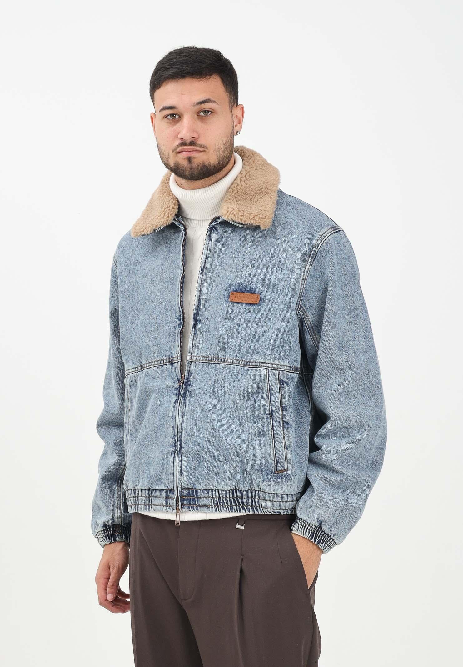 ARMANI EXCHANGE Giubbotto di jeans in denim chiaro da uomo con collo in ecopelliccia XM001109AF16986 MB003 ARMANI EXCHANGE 