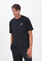 ADIDAS ORIGINALS T-shirt a manica corta Trefoil Essentials nera da uomo JI8545  ADIDAS ORIGINALS 