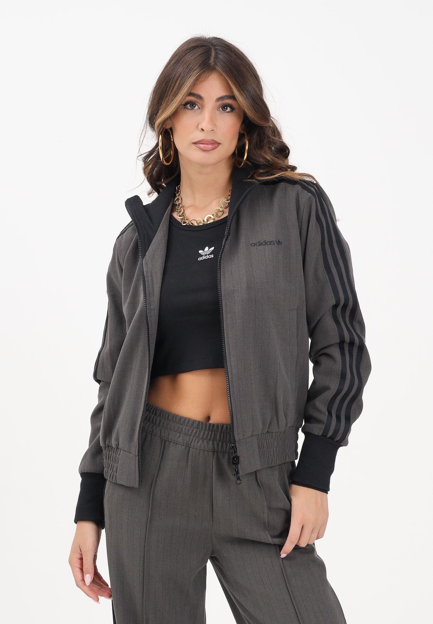 ADIDAS ORIGINALS Felpa con zip verde militare da donna JY3523 . ADIDAS ORIGINALS 