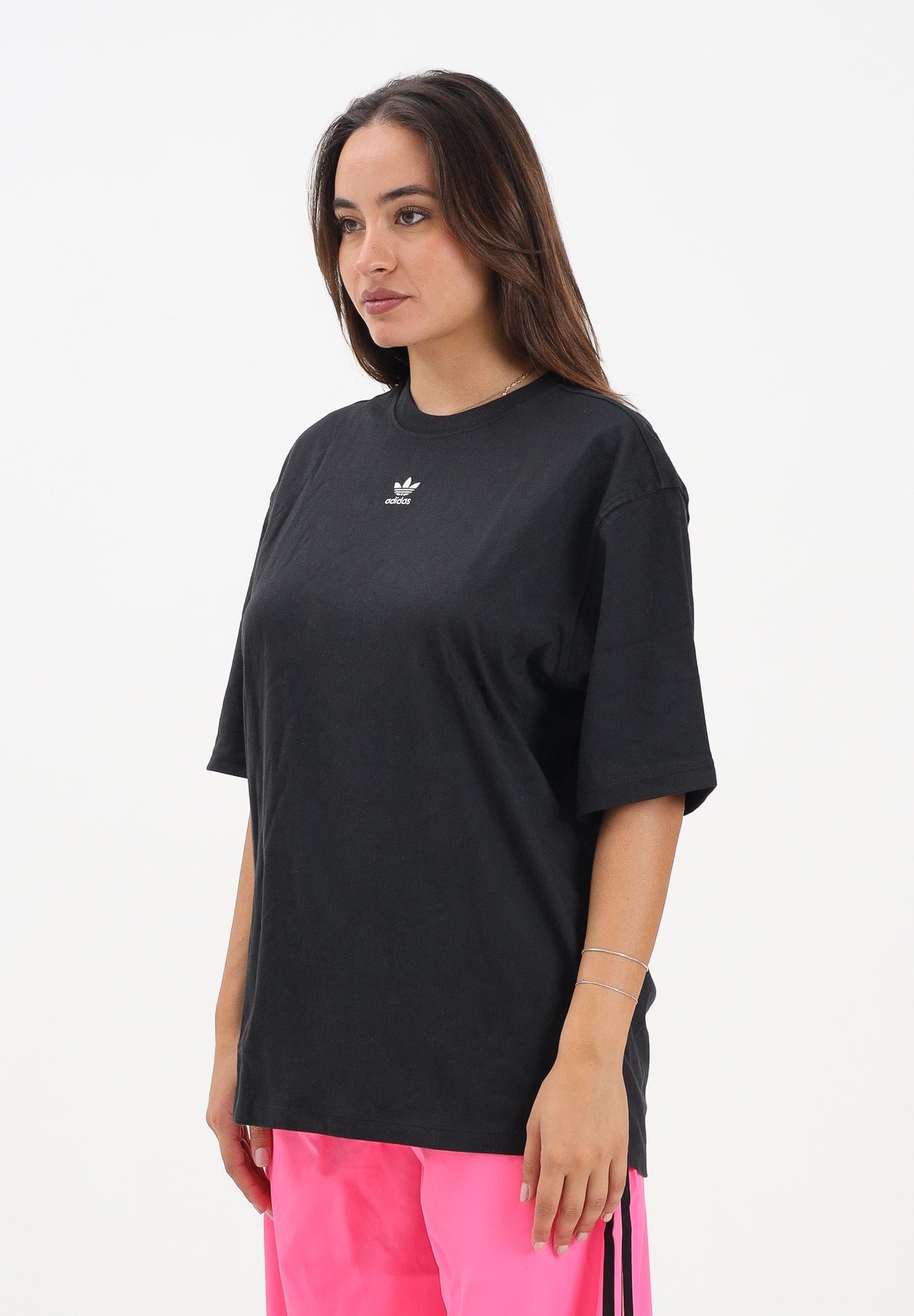 ADIDAS ORIGINALS T-shirt a manica corta Essentials Boyfriend nera da donna IY7321 . ADIDAS ORIGINALS 
