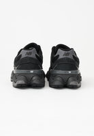 NEW BALANCE Sneakers 9060 nere per uomo e donna U906079E . NEW BALANCE 