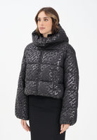 PINKO Piumino nero da donna con logo all-over 105438A2PY Z99 PINKO 