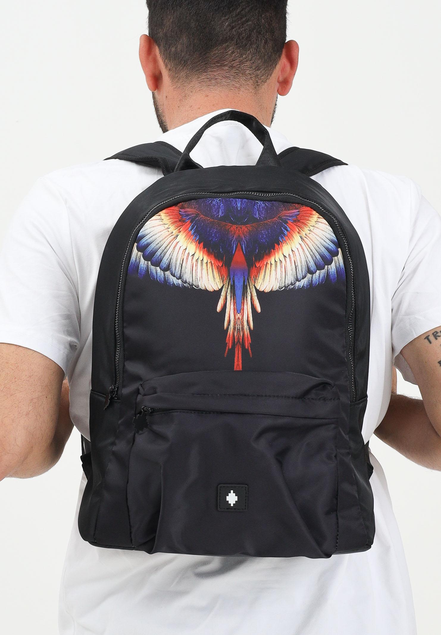 MARCELO BURLON COUNTY OF MILAN Zaino nero per uomo e donna con stampa COMAF250107  MARCELO BURLON COUNTY OF MILAN 