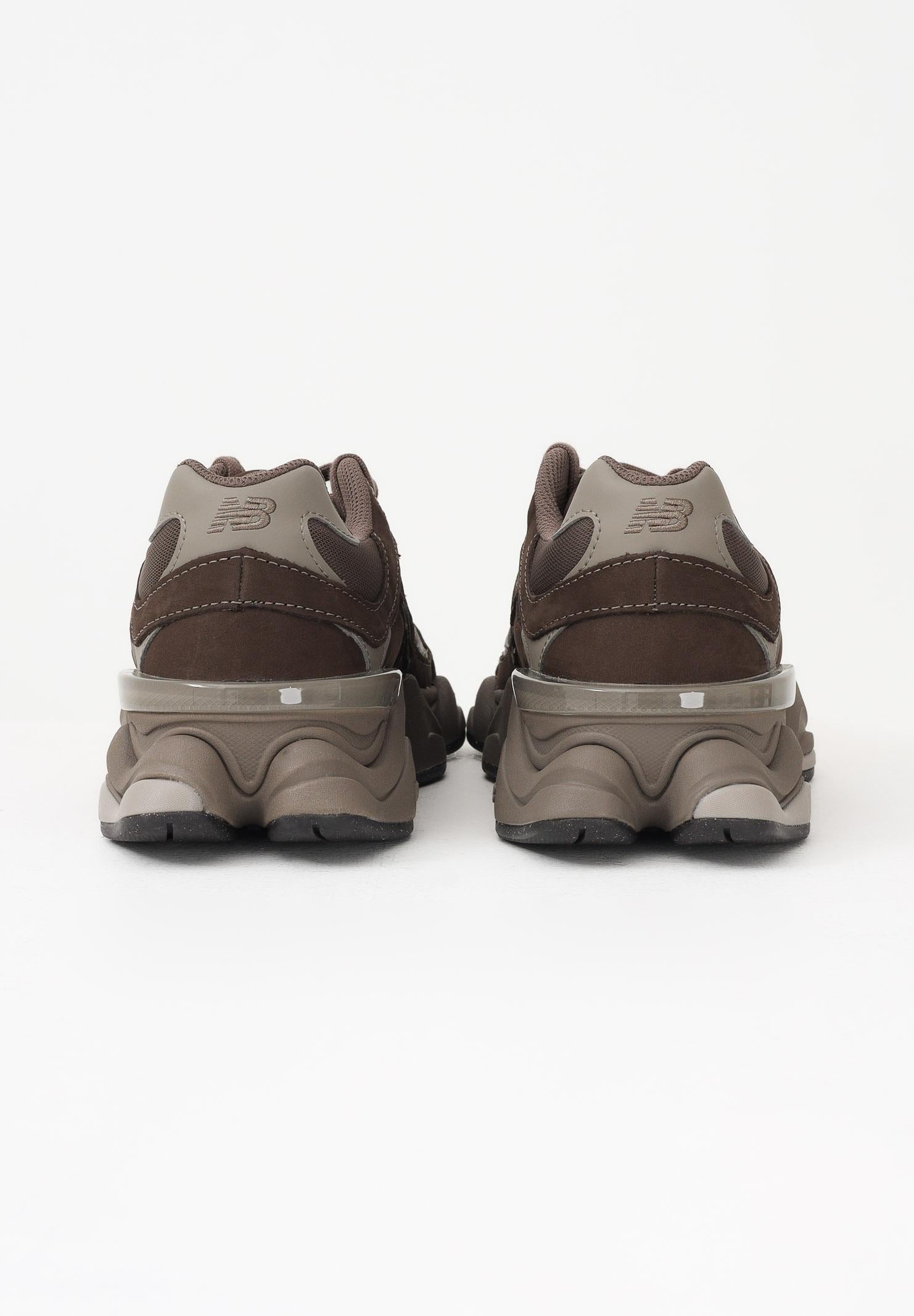 NEW BALANCE Sneakers 9060 marroni da uomo U9060493 . NEW BALANCE 