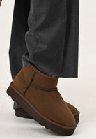 ONLY Stivali bassi marroni da donna 15330022 Chestnut ONLY 