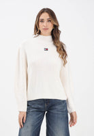 TOMMY JEANS Maglioncino a collo alto panna da donna con logo DW0DW21676YBH  TOMMY JEANS 