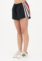 ADIDAS ORIGINALS Shorts sportivo Santiago Woven nero, rosso e bianco da donna KD1390 . ADIDAS ORIGINALS 