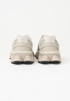 NEW BALANCE Sneakers 9060 beige da uomo U906078T . NEW BALANCE 