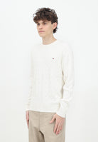 Maglioncino girocollo panna da uomo con ricamo bandierina MW0MW33132Z00  TOMMY HILFIGER 