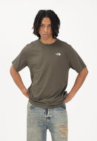 THE NORTH FACE T-shirt a manica corta Evolution Simple Dome Regular verde militare da uomo NF0A8CZ221L1 . THE NORTH FACE 