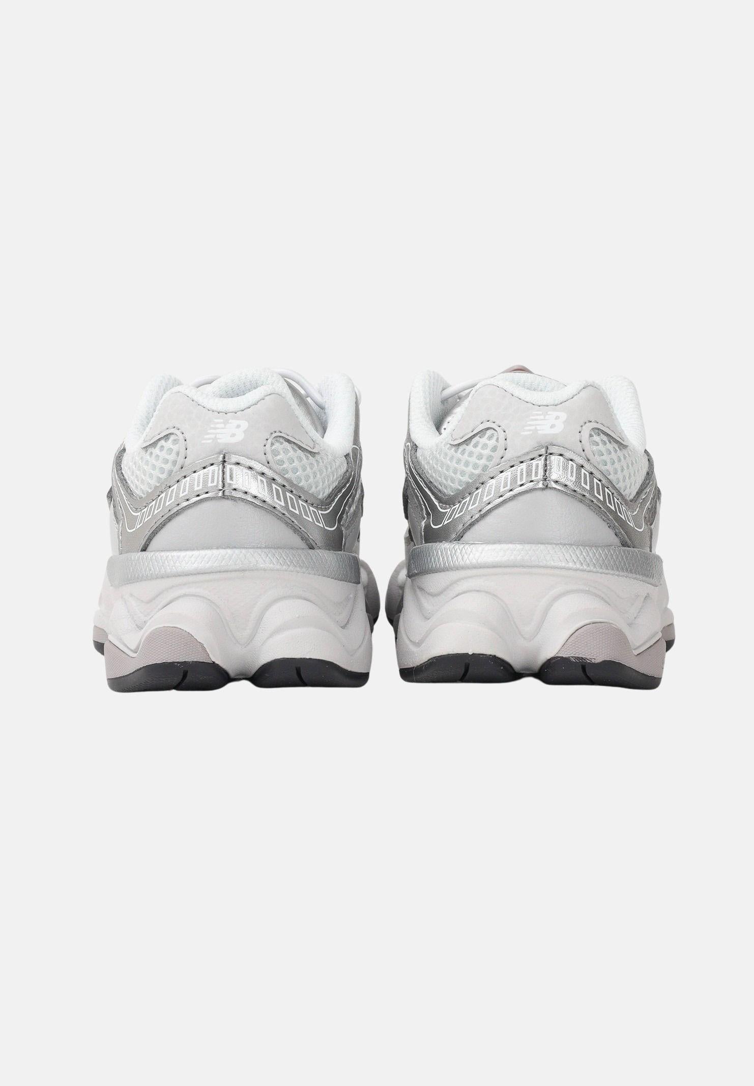 NEW BALANCE Sneakers 9060 argento da neonato I90606FB . NEW BALANCE 