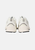 NEW BALANCE Sneakers 530 panna per uomo e donna U530CSB . NEW BALANCE 